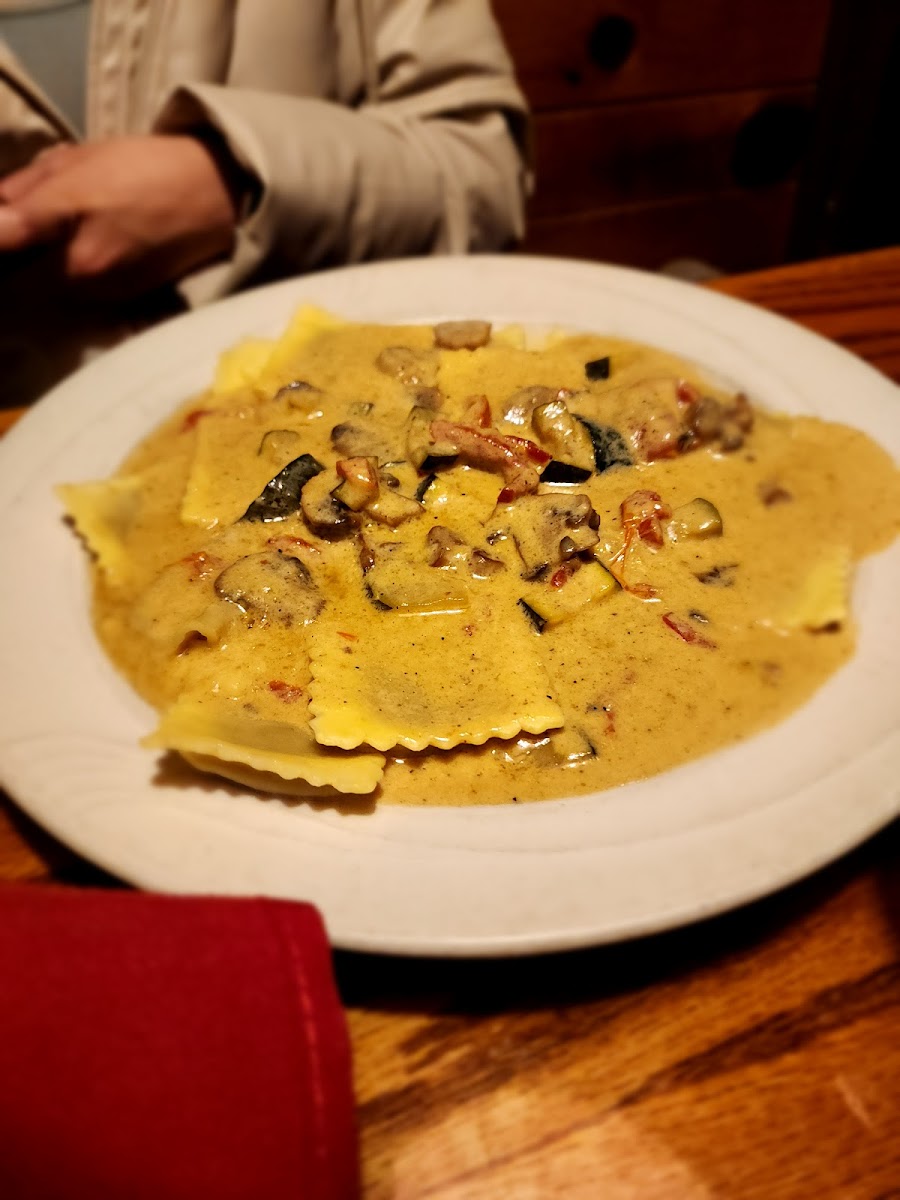 Lanza's Restaurant-7